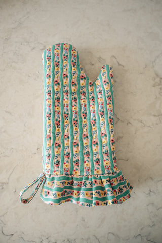 Cozy Sewing Club Kitchen Accessories Download